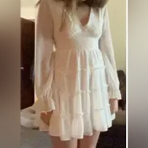 Chic White Long Sleeve Dress